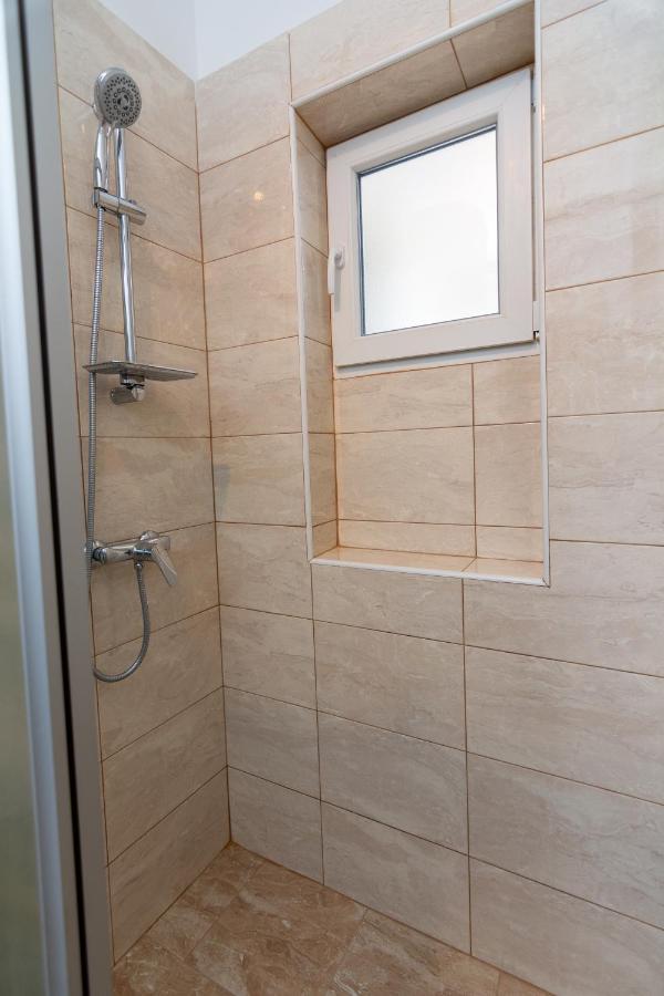 Apartment Plemić Pag Town Zewnętrze zdjęcie