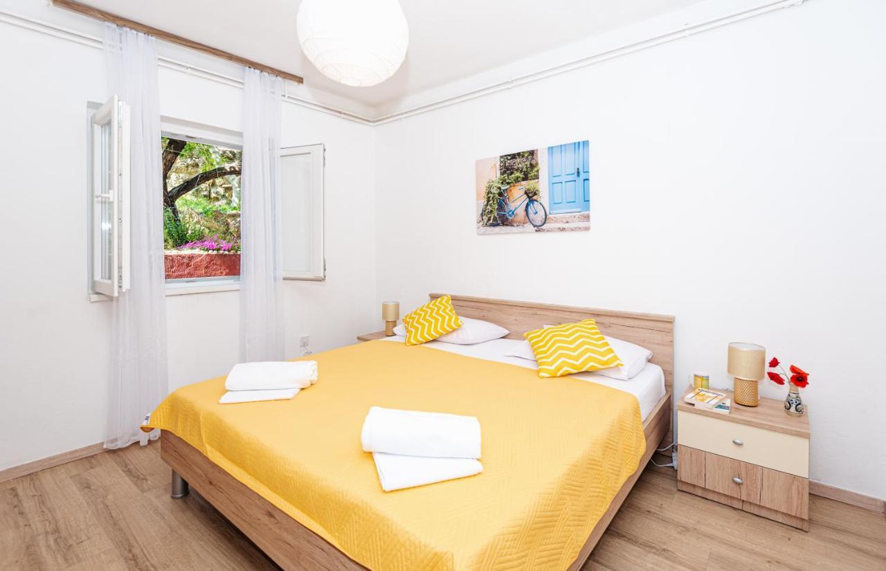 Apartment Plemić Pag Town Zewnętrze zdjęcie