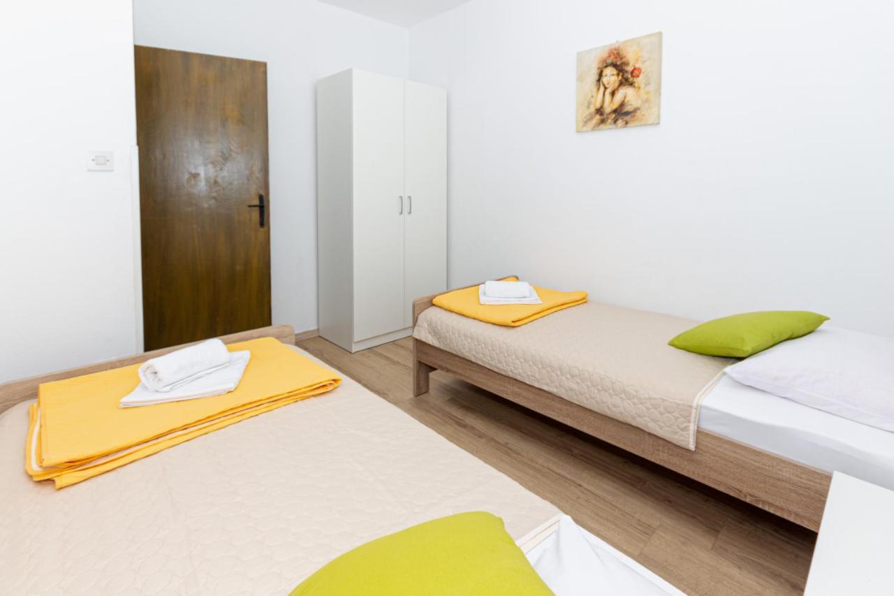 Apartment Plemić Pag Town Zewnętrze zdjęcie
